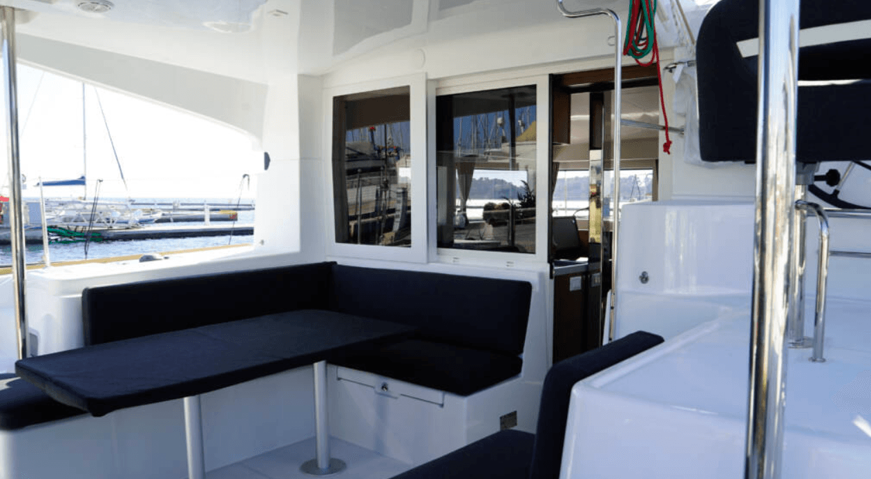 Chios – Lagoon 40 thumbnail 8